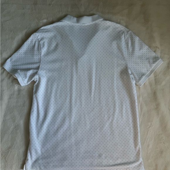 Old Navy White Polo Shirt - Picture 4 of 4